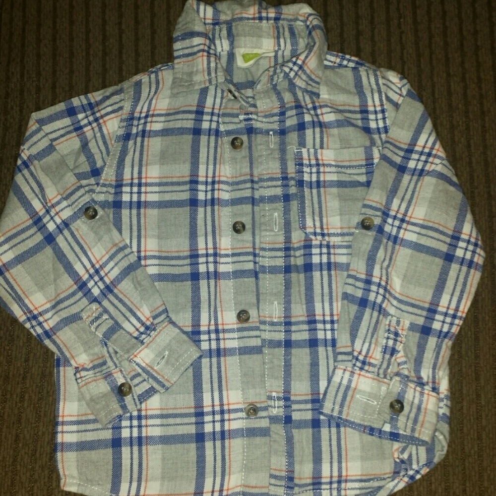 2 Shirts for the price of 1 - Picture 2 of 2